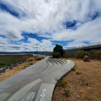 Dumbarton Bridge Vista Point and Trail - Vista point - Hiking Near Me - Menlo Park, California