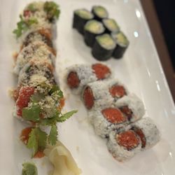 Kumi Sushi - Mexican Roll(5Pcs) Avocado Roll Spicy Tuna Roll