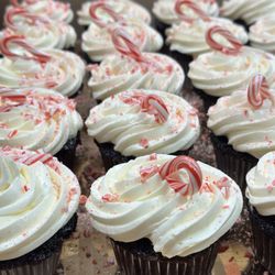 Arlington Bakery & Méli Marketplace - Chocolate cupcakes with Swiss meringue buttercream and candy canes.