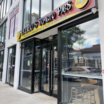 Lillo’s Tomato Pie - Cheesesteaks Near Me - Forest Hills, New York