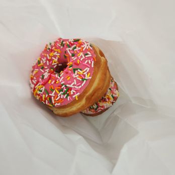 Randy’s Donuts - Donuts Near Me - New York, New York Randy’s Donuts - Donuts Near Me - New York, New York