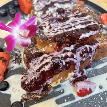 Eggy’s Neighborhood Kitchen - Eggy's Tres Leches French Toast - Breakfast & Brunch Near Me - Berkeley, California