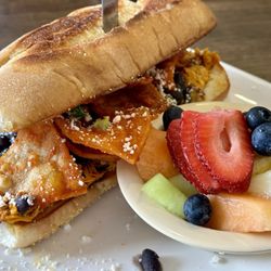 Jarro’s cafe - Chilaquiles Torta