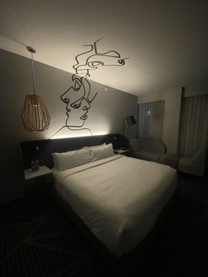 Renaissance Montreal Downtown Hotel by null