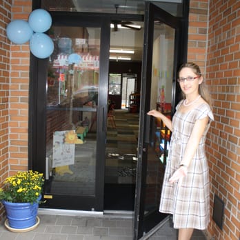 Gold Material Montessori School - Montessori Schools Near Me - New York, New York Gold Material Montessori School - Montessori Schools Near Me - New York, New York