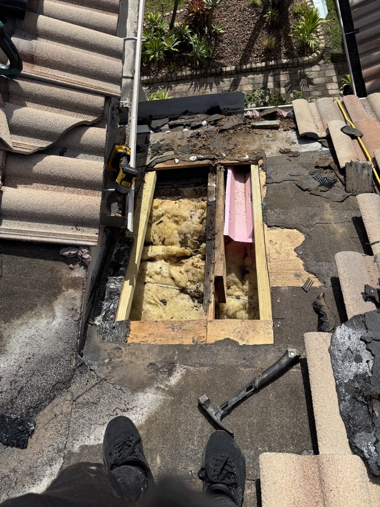 Slide of Sarmiento Roofing Services