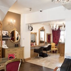 Salon Rouge