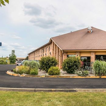 Rodeway Inn - Hotels Near Me - Coopersville, Michigan Rodeway Inn - Hotels Near Me - Coopersville, Michigan