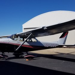 Rudy's Aviation Services - Cessna 172 for Flight Training in Dallas