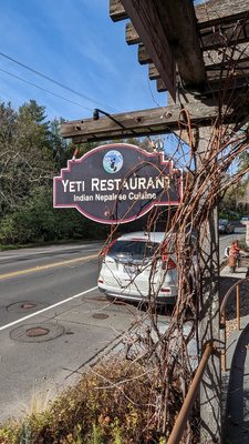 Yeti Restaurant by null