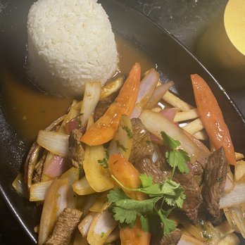 CVI.CHE 105 - Lomo saltado - Peruvian Near Me - Miami, Florida