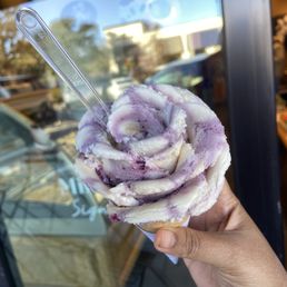 Large blueberry cheesecake Large blueberry cheesecake