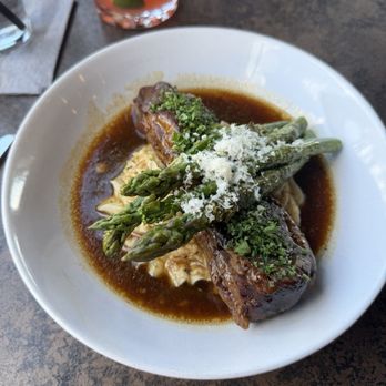Vintage Tavern - Beef - New American Near Me - Port Huron, Michigan