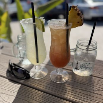 Wickies Lighthouse Restaurant - Diners Near Me - Sanibel, Florida