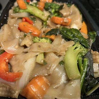 PingYang Thai - Non sober noodles - Thai Near Me - Hackensack, New Jersey