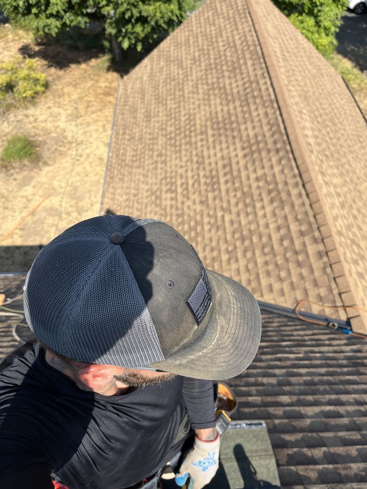 Slide of Epperlys Roofing and Removal