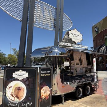 Perfect Pint - Vibe - Ice Cream & Frozen Yogurt Near Me - Ontario, California
