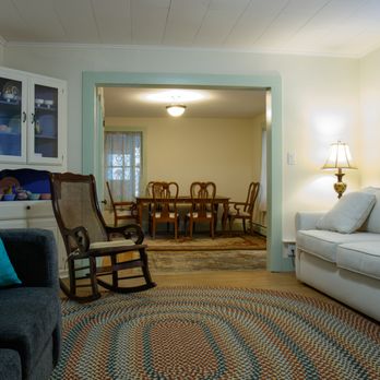 Blooming Inn - Apartment living & dining rooms - Vacation Rentals Near Me - Shelburne Falls, Massachusetts