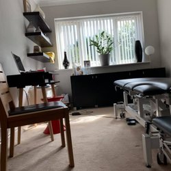 Isaac Fellick: Wirral Chiropractors - Clinical space
