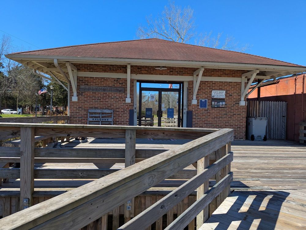 Port O'plymouth Roanoke River Museum