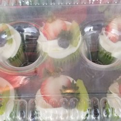 MN Delights - Cocopandan flavor cupcakes
