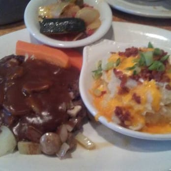 Maple Leaf Diner - Salisbury steak was to die for must try it - American Near Me - Dallas, Texas Maple Leaf Diner - Salisbury steak was to die for must try it - American Near Me - Dallas, Texas
