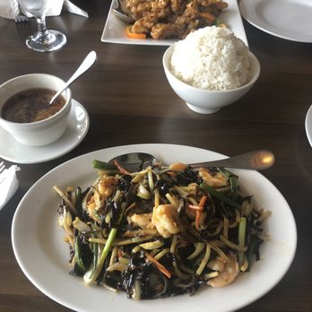 Chopsticks - Crispy Orange Chicken Chef's Specialty Prawn with Garlic Sauce - Chinese Near Me - Kent, Washington Chopsticks - Crispy Orange Chicken Chef's Specialty Prawn with Garlic Sauce - Chinese Near Me - Kent, Washington