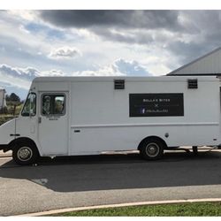 Bella’s Bites - Bella's Bites Food Truck