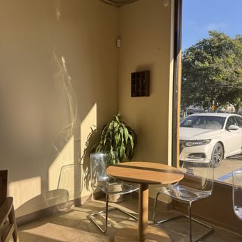 Offbeat Coffee - Lots of seating - Coffee & Tea Near Me - Sacramento, California Offbeat Coffee - Lots of seating - Coffee & Tea Near Me - Sacramento, California