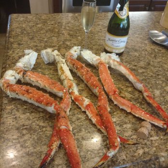 Ultimate Vineyards - Pineapple champagne was great with King Crab legs for Father's day! - Wineries Near Me - Temecula, California Ultimate Vineyards - Pineapple champagne was great with King Crab legs for Father's day! - Wineries Near Me - Temecula, California