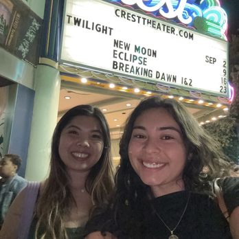 Crest Theatre - Cinema Near Me - Sacramento, California Crest Theatre - Cinema Near Me - Sacramento, California