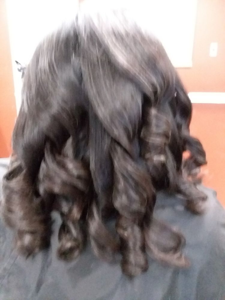 DESIGNER LOOKS HAIR SALON Updated May 2024 10 Photos 2763 GA138