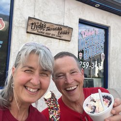 Dida's Incredible Edibles - Can't find chocolate covered bananas hardly anywhere!!
