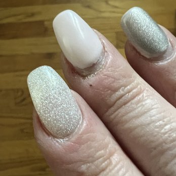 BinBin's Nails - Nail Salons Near Me - Astoria, New York BinBin's Nails - Nail Salons Near Me - Astoria, New York
