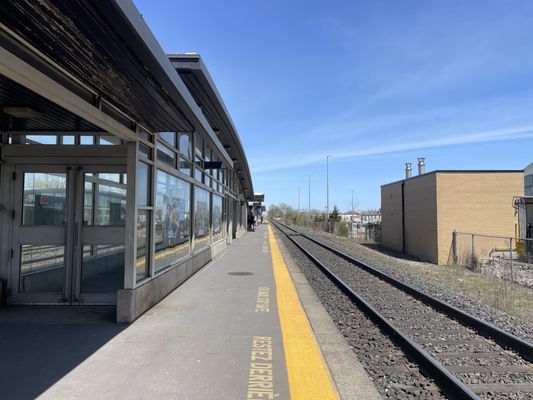 Burlington GO by null