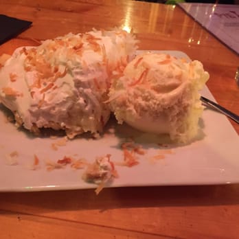 Pie Bar - Coconut cream pie - Cocktail Bars Near Me - Seattle, Washington Pie Bar - Coconut cream pie - Cocktail Bars Near Me - Seattle, Washington