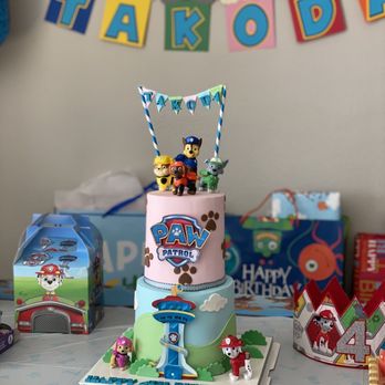 DH Cake Studio - Cupcakes Near Me