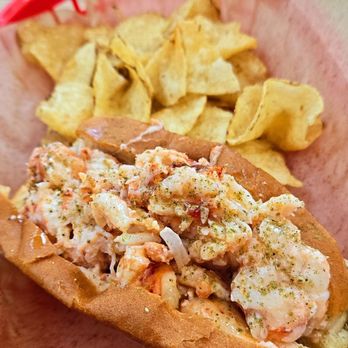 Luke's Lobster - Warmed butter lobster roll 4 oz - Seafood Near Me - Seattle, Washington Luke's Lobster - Warmed butter lobster roll 4 oz - Seafood Near Me - Seattle, Washington