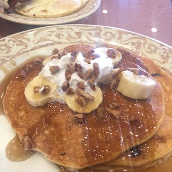 Another Broken Egg Cafe - Gluten free pancake, a must!!!! - Breakfast & Brunch Near Me - Winter Park, Florida