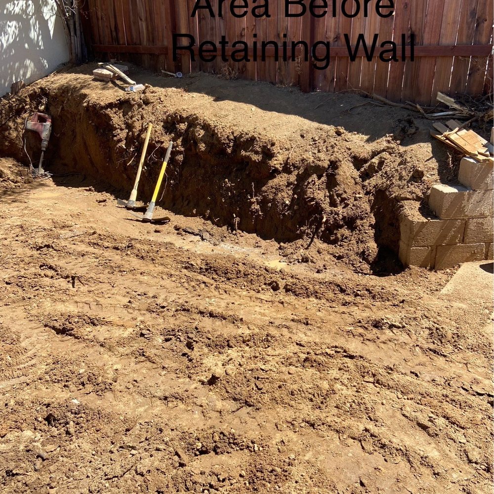AV Concrete Works - Side Backyard before retaining wall. - Masonry/Concrete Near Me - Palmdale, California AV Concrete Works - Side Backyard before retaining wall. - Masonry/Concrete Near Me - Palmdale, California