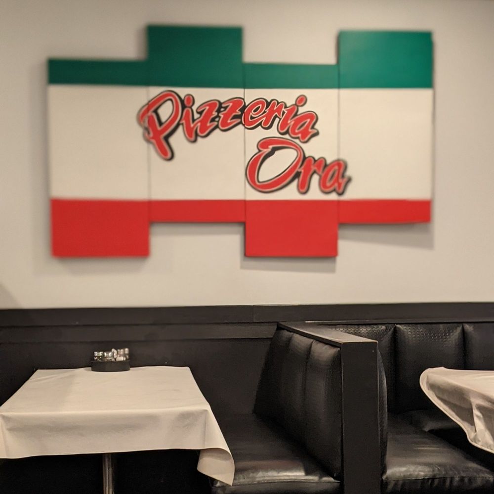 Pizzeria Ora Chicago Style Pizza, Chicago Roadtrippers