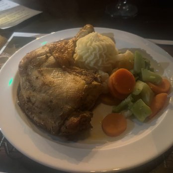 Pirates Dinner Adventure - Treasure 's Chicken Seasonal Vegetables - Performing Arts Near Me - Orlando, Florida Pirates Dinner Adventure - Treasure 's Chicken Seasonal Vegetables - Performing Arts Near Me - Orlando, Florida