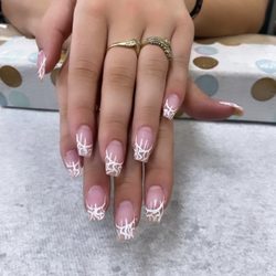 MaBe's Nail Salon - SNS with Gel French swirls