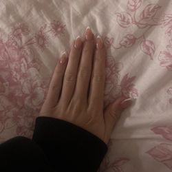 LT Nails