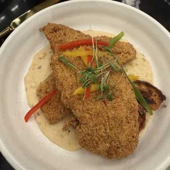 Bungalow Downtown Dining - Fish & grits - Steakhouses Near Me - Houston, Texas Bungalow Downtown Dining - Fish & grits - Steakhouses Near Me - Houston, Texas