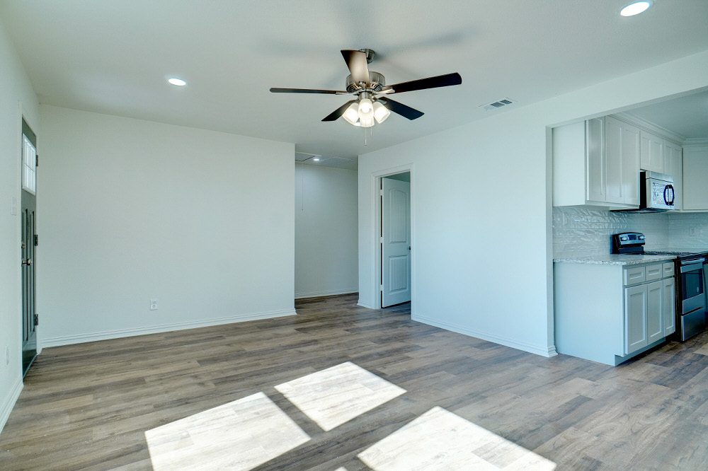 Slide of McEntire Construction Services