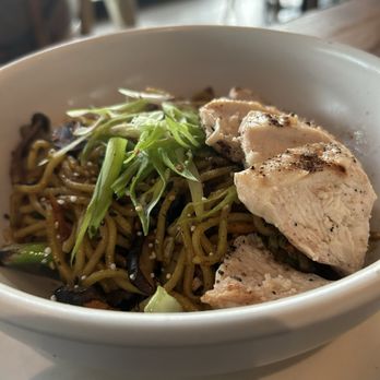 Tesota - Chicken Yakisoba Ramen - Comfort Food Near Me - Phoenix, Arizona Tesota - Chicken Yakisoba Ramen - Comfort Food Near Me - Phoenix, Arizona