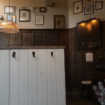 The Wren - inside - Bars Near Me - New York, New York