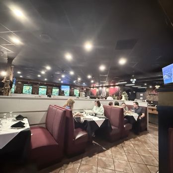 Constantine’s Restaurant - Italian Near Me - Gastonia, North Carolina