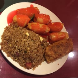 Asian Garden - Lunch number 4 (I think) yummmmm asked for extra crispy and got it!